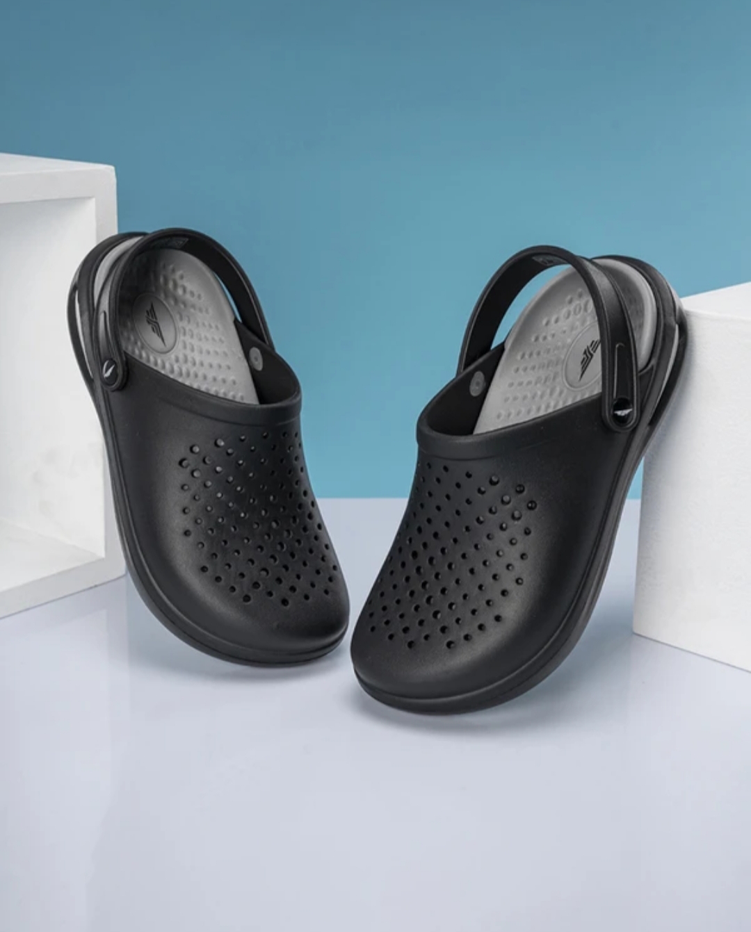 Redtape Men Sandal - Flat 84% Off 11